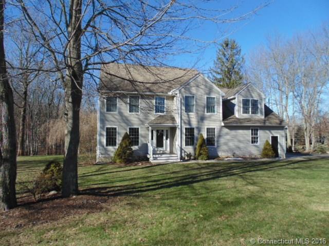 1 Clay Rd, Bethany, CT 06524 photo 1