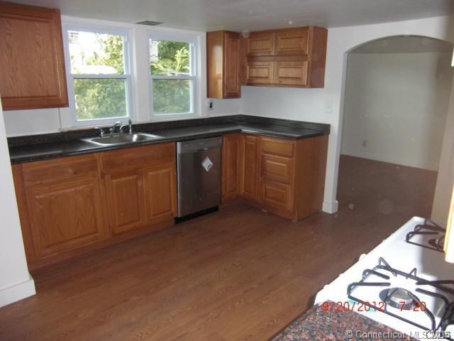 358 Derby Ave, Derby, CT 06418 photo 1