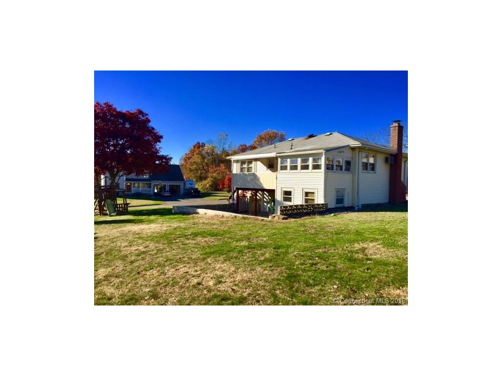 4 Mckinley Ave, Derby, CT 06418 photo 1