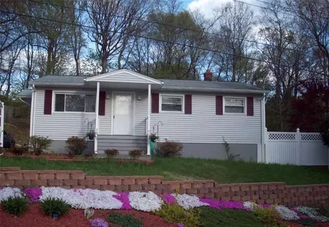23 Ida Ave, Derby, CT 06418 photo 1