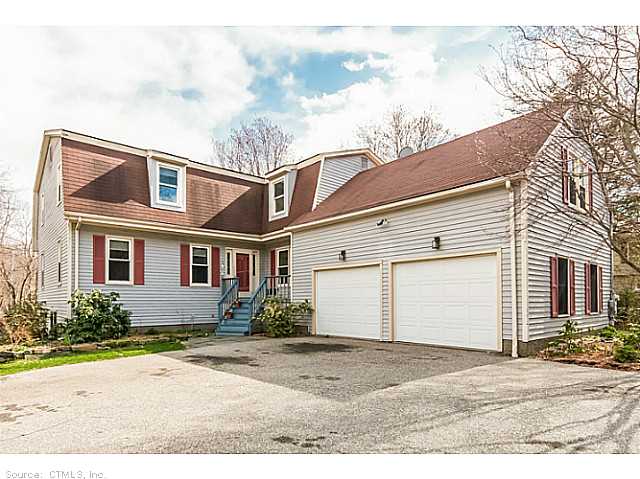 70 Barn Hill Rd, Monroe, CT 06468 photo 1