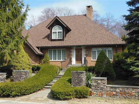73 Middleway E, Waterbury, CT 06708 photo 1