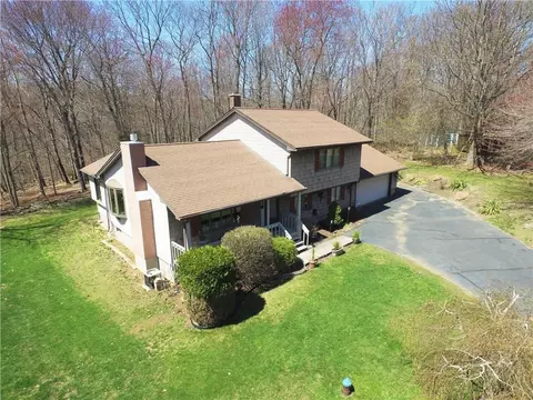 16 Lakeview Rd, Prospect, CT 06712 photo 1