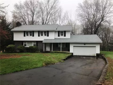 25 Bethridge Rd, Bethany, CT 06524 photo 1