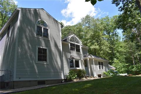 105 Lake Dr, Bethlehem, CT 06751 photo 1