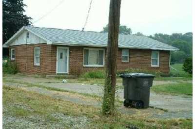 2302 Morton Ave, Des Moines, IA 50317 photo 1