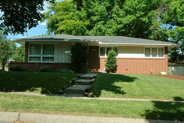 4100 43rd St, Des Moines, IA 50310 photo 1