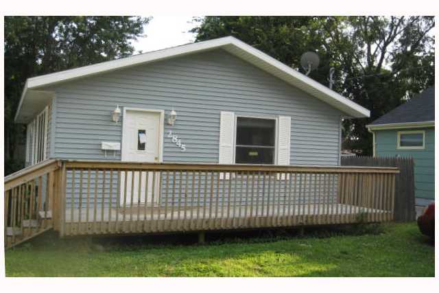 2845 Lyon St, Des Moines, IA 50317 photo 1