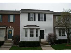 5282 Meredith Dr, Des Moines, IA 50310 photo 1