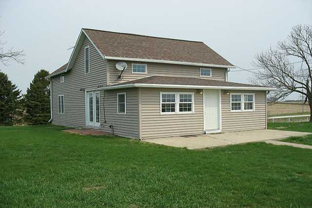 2584 110 St, Stuart, IA 50250 photo 1