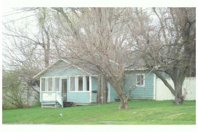 309 W Clay St, Osceola, IA 50213 photo 1