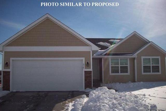 901 8th St, Dallas Center, IA 50063 photo 1