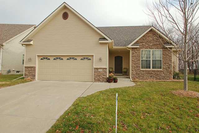 4717 Sawyers Dr, Des Moines, IA 50310 photo 1
