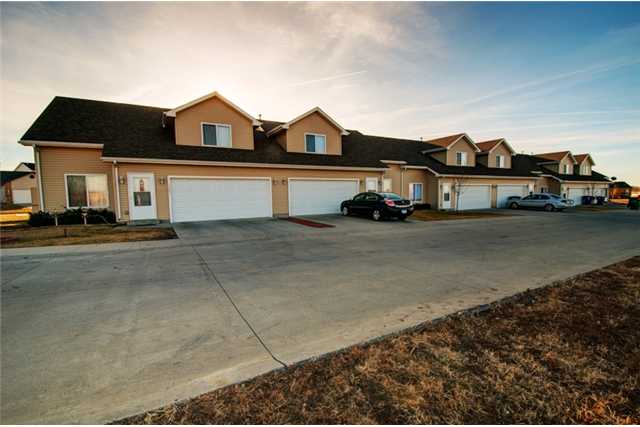 1309 Audrey St SE, Bondurant, IA 50035 photo 1