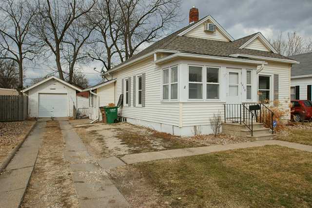 408 4th St, West Des Moines, IA 50265 photo 1