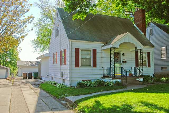 809 5th St, West Des Moines, IA 50265 photo 1