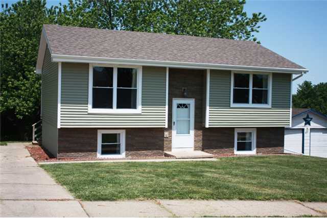 1522 W Clinton Ave, Indianola, IA 50125 photo 1