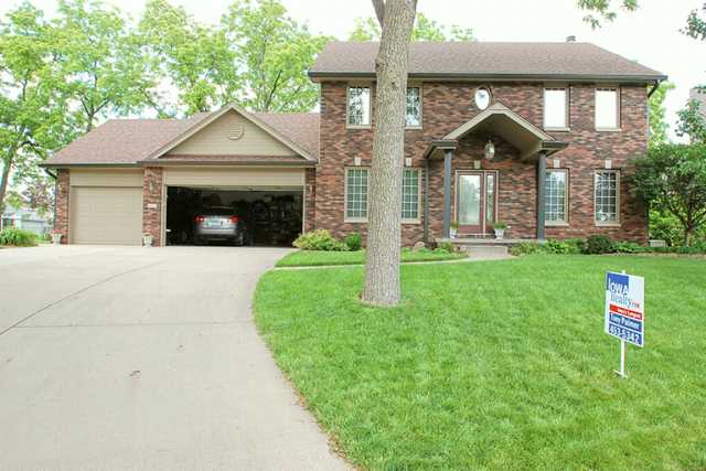 211 5th St NW, Altoona, IA 50009 photo 1