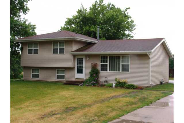 500 N 6th St, Polk City, IA 50226 photo 1