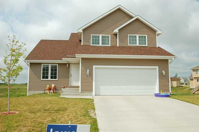 2160 SE Crabapple Ct, Waukee, IA 50263 photo 1