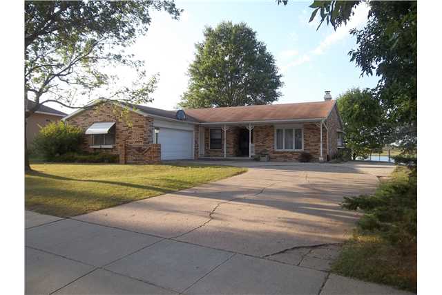 4649 Lakewood Dr, Norwalk, IA 50211 photo 1