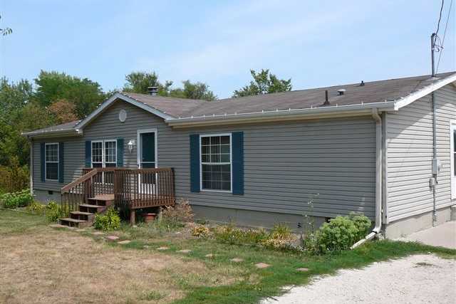 435 Olive St, Martensdale, IA 50160 photo 1