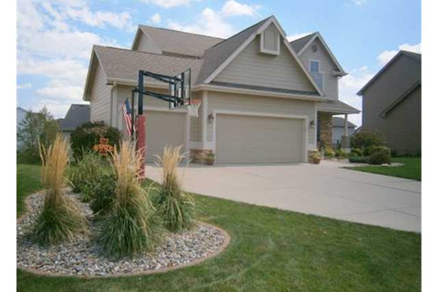 2819 149th St, Urbandale, IA 50323 photo 1