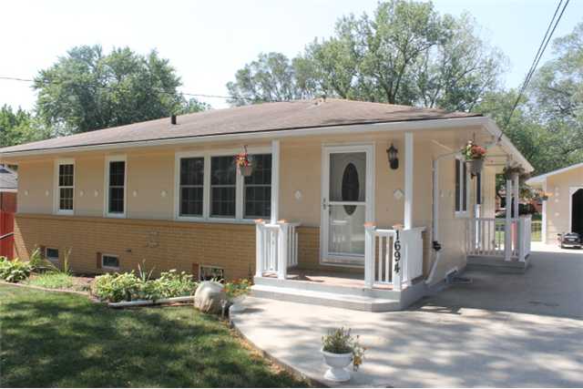 1694 NW 80th St, Clive, IA 50325 photo 1