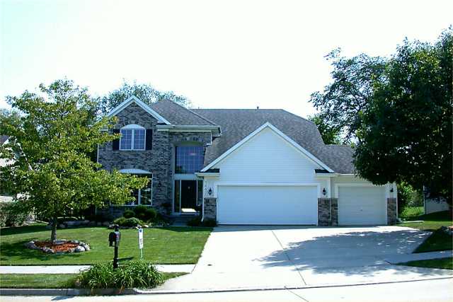 14420 Briarwood Ln, Urbandale, IA 50323 photo 1