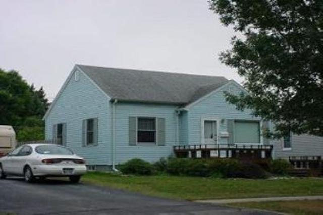 1214 16th St, Perry, IA 50220 photo 1