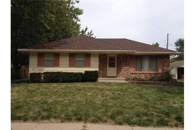 402 SE Lawrence Dr, Ankeny, IA 50021 photo 1