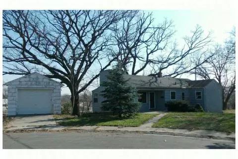 442 E 6th St, Ames, IA 50010 photo 1
