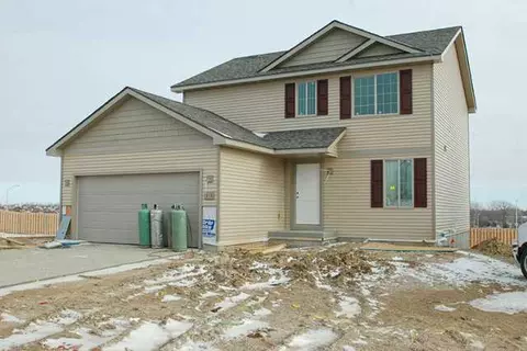 3497 Baxter Cir, Clive, IA 50325 photo 1