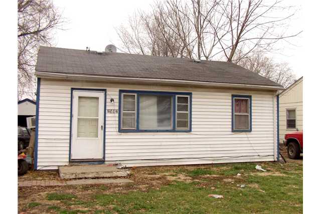 2562 Vale St, Des Moines, IA 50317 photo 1