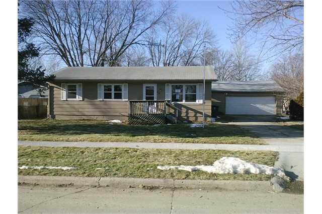 112 Paine St SE, Bondurant, IA 50035 photo 1