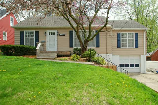 3120 Leado Ave, Des Moines, IA 50310 photo 1