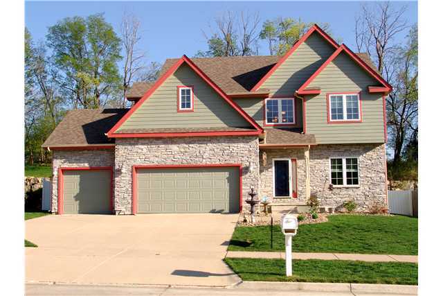 5445 Jordan Blvd, Pleasant Hill, IA 50327 photo 1