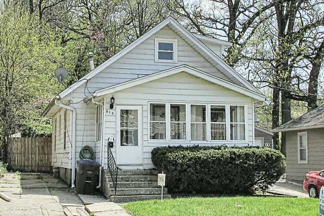 610 Fulton Dr, Des Moines, IA 50315 photo 1