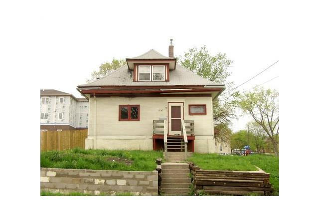1236 4th St, Des Moines, IA 50314 photo 1