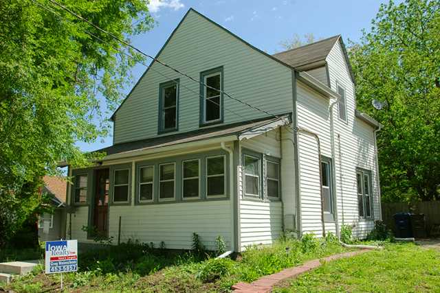 909 E 17th St, Des Moines, IA 50316 photo 1