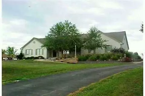 1692 Stuart Rd, Stuart, IA 50250 photo 1