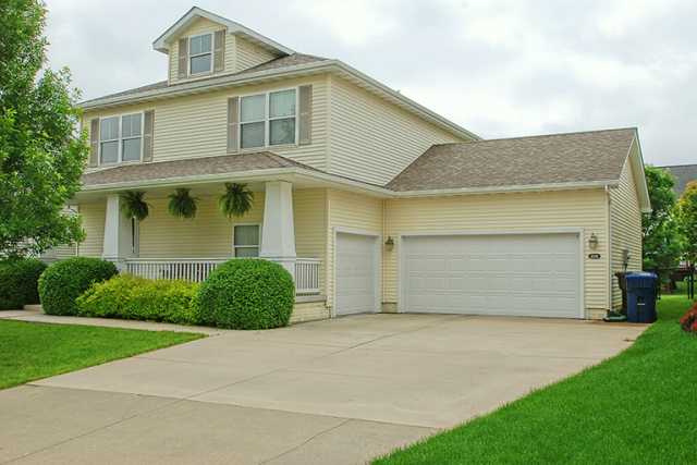 12324 Twana Dr, Urbandale, IA 50323 photo 1