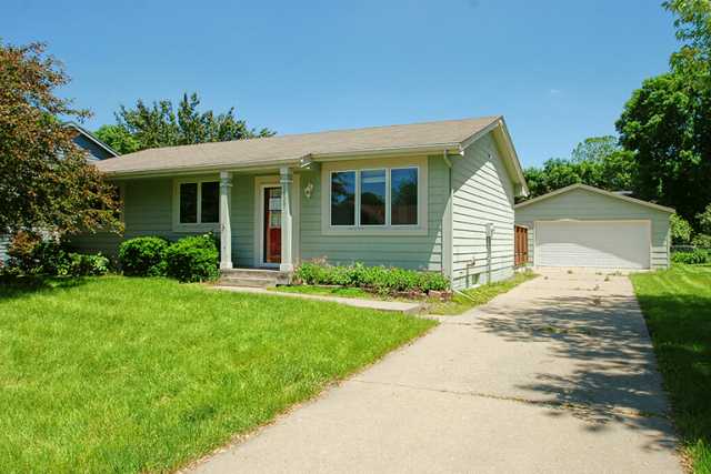 1605 NW Applewood St, Ankeny, IA 50023 photo 1
