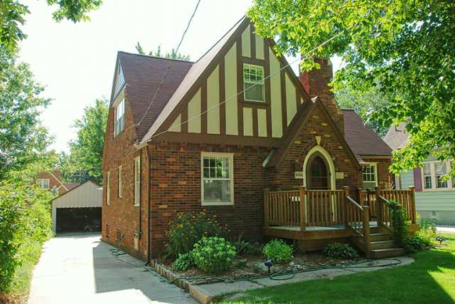 2015 Beaver Ave, Des Moines, IA 50310 photo 1