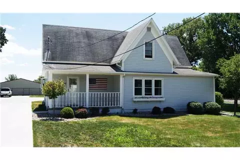 222 Mathews Dr, Gilbert, IA 50105 photo 1