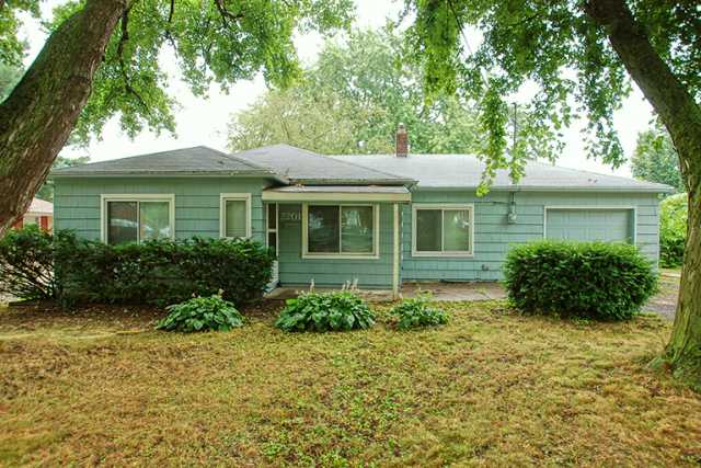 2201 32nd St, Des Moines, IA 50310 photo 1
