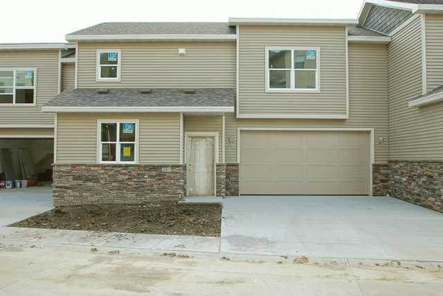 207 NE Chalet Ln, Ankeny, IA 50021 photo 1