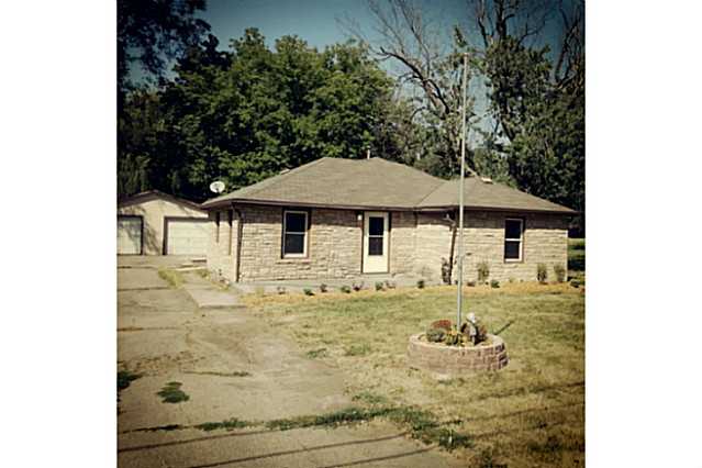 4302 NE Arthur Ave, Des Moines, IA 50317 photo 1