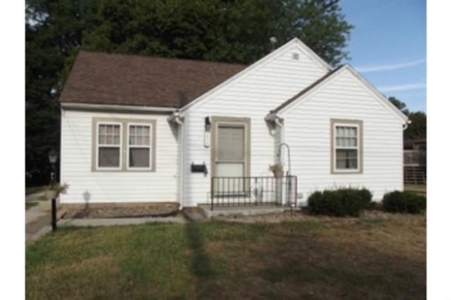 3830 E 8th St, Des Moines, IA 50316 photo 1