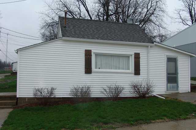 117 E Main St, Lacona, IA 50139 photo 1